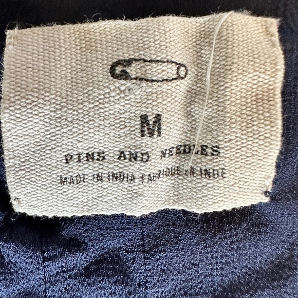 Pins and Needles tank top - Picture 5 of 5